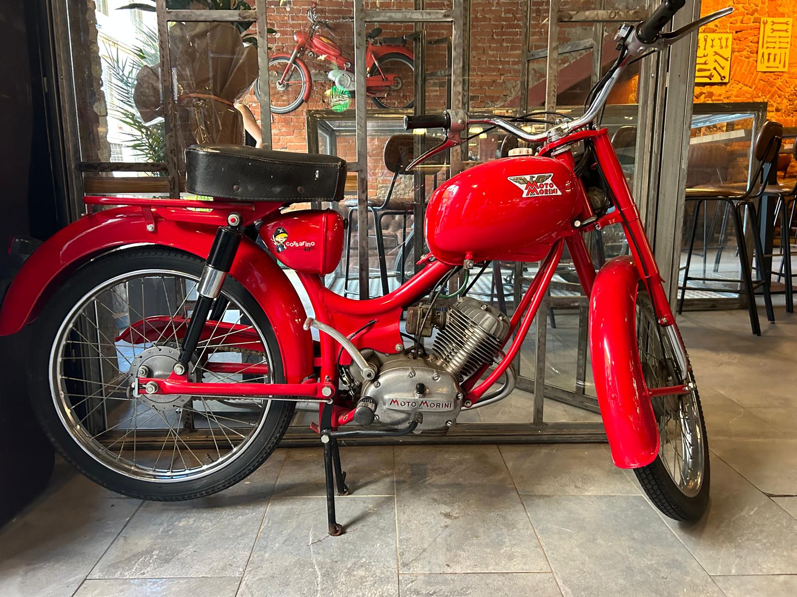 la moto morini al Garage Ristorante Firenze